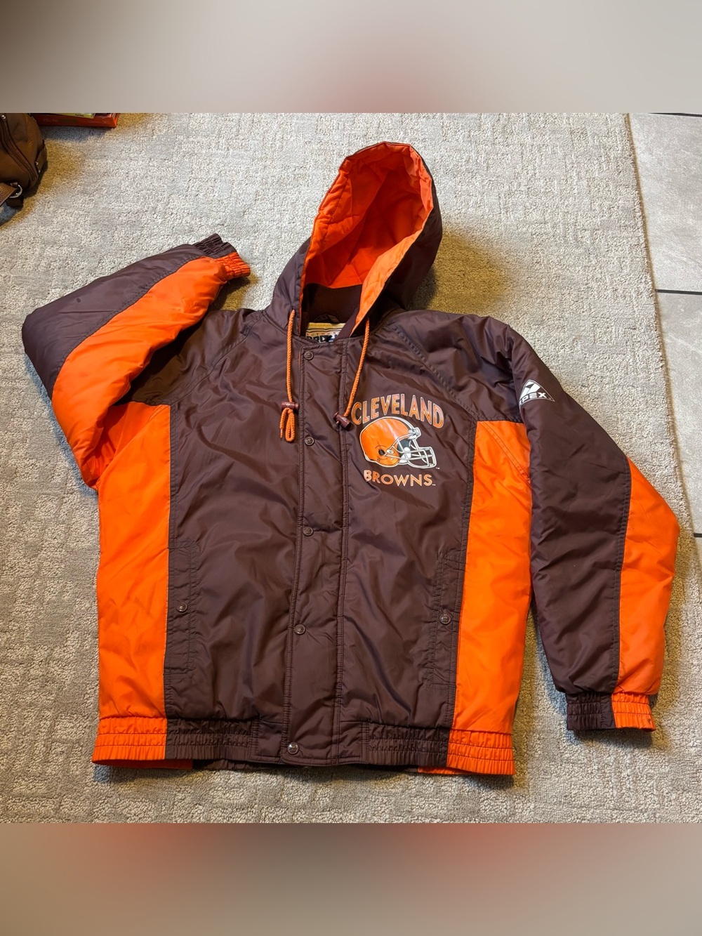 Vintage 90s Apex One Cleveland Browns NFL Pro Line Puffer Jacket Hooded Size M